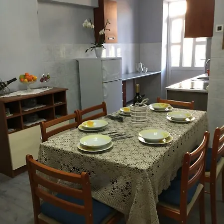 Apartment Kumicic - 3 Bedrooms Icici