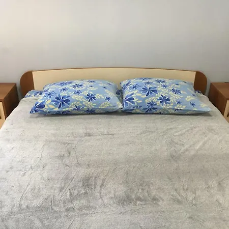 Kumicic - 3 Bedrooms Apartment